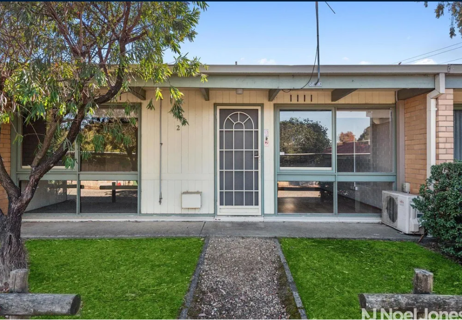 2/32 Liverpool Road, Kilsyth, Vic 3137