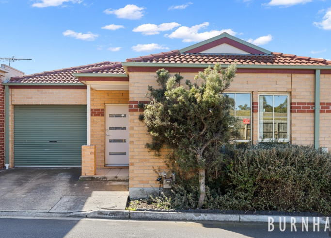 21 / 45 Gretel Grove, Melton VIC 3337