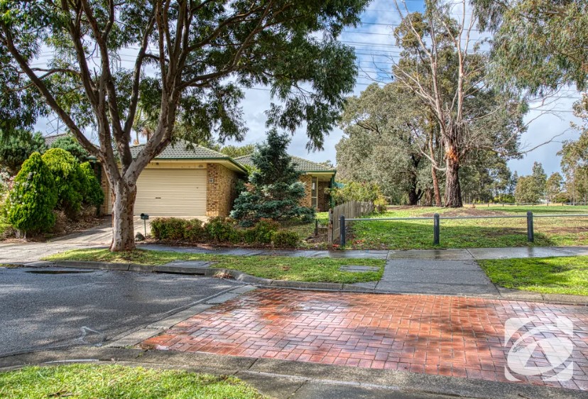 50 Scarborough Avenue, Cranbourne West, Vic 3977