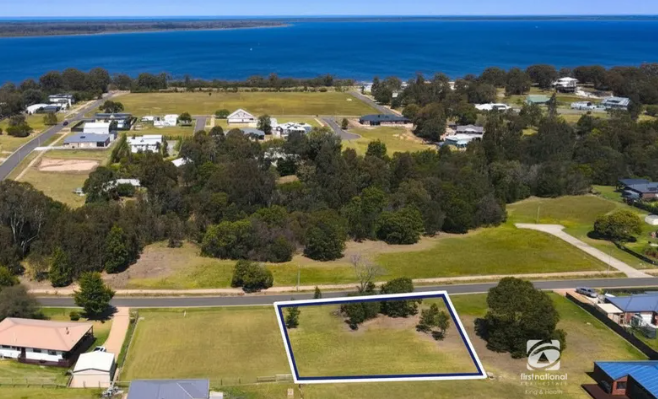8 Brolga Grove, Metung, Vic 3904