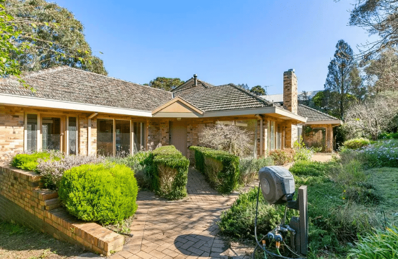 eltham home for sale